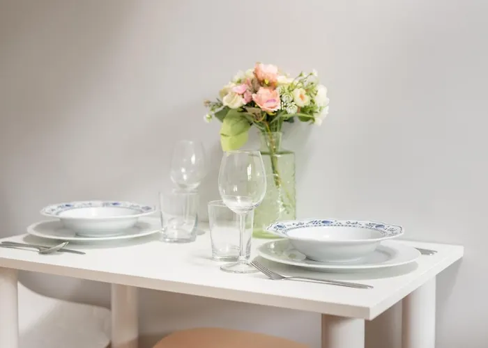 Beautiful Arciszewskiego By Renters Hotel *