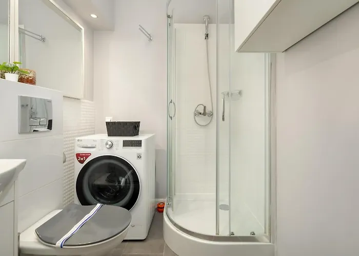 Beautiful Arciszewskiego By Renters * Poznan